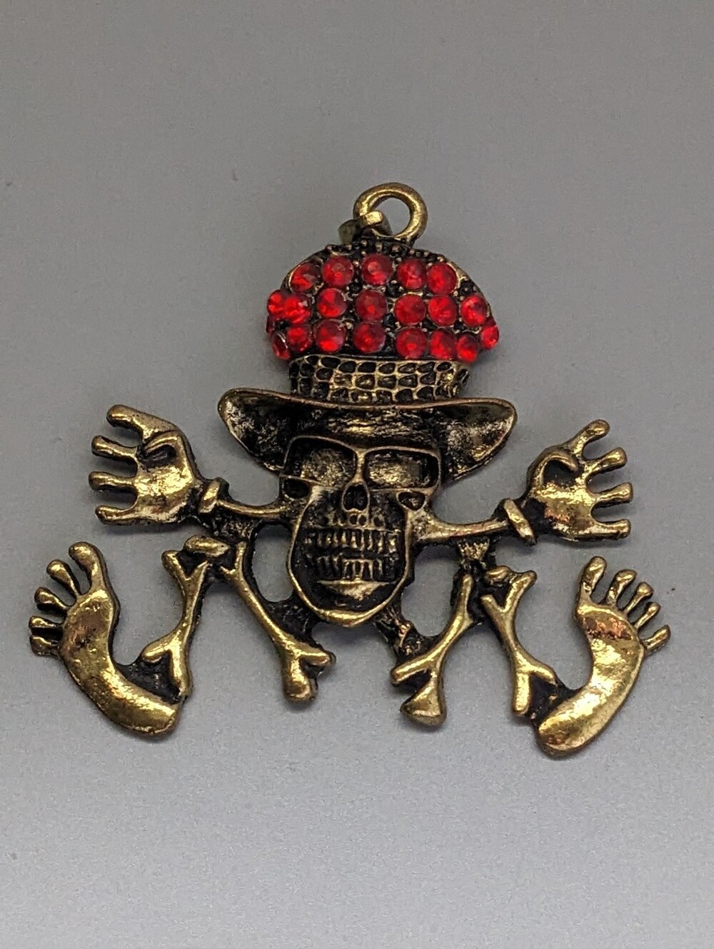 Gothic Y2K Heavy Skull Pendant Dark Metal Skeleton Design With Red Rhinestones